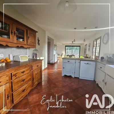 Maison - 150 m² - 7 pièces