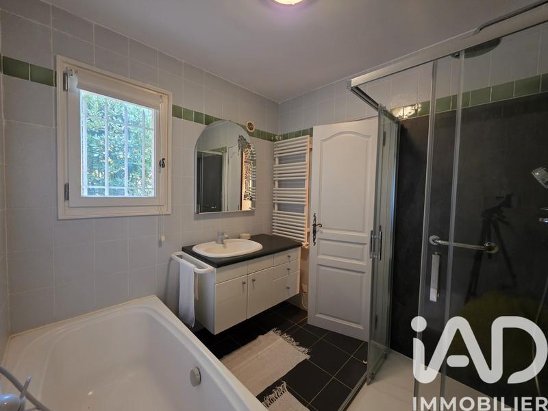 Maison - 165 m² - 5 pièces