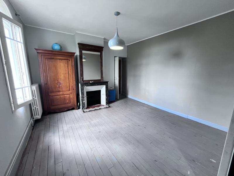 Maison ancienne - 316 m² - 12 pièces