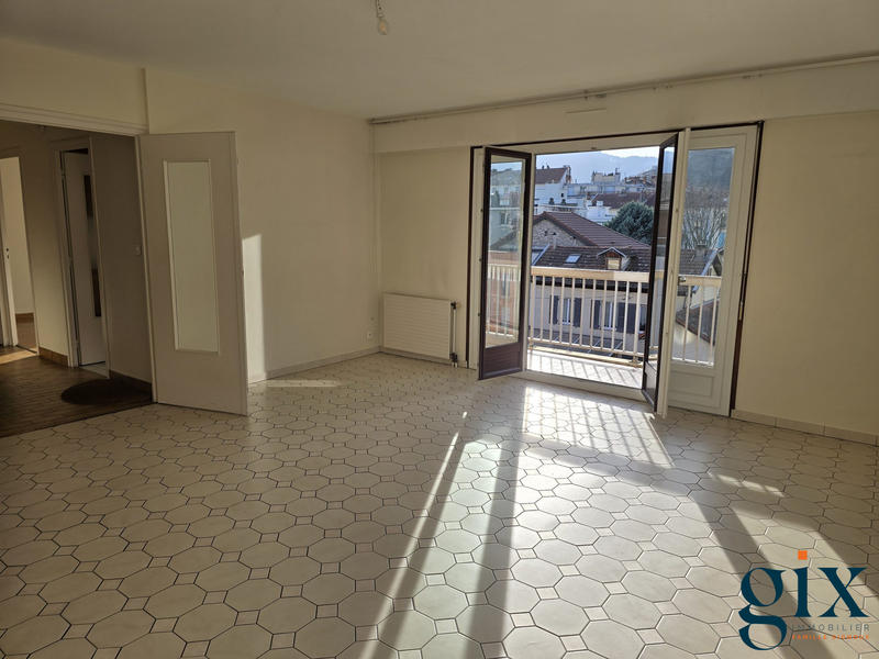 Appartement - 77 m² - 3 pièces