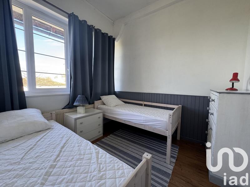 Maison - 650 m² - 25 pièces