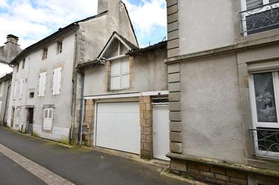 Maison - 151 m² - 6 pièces