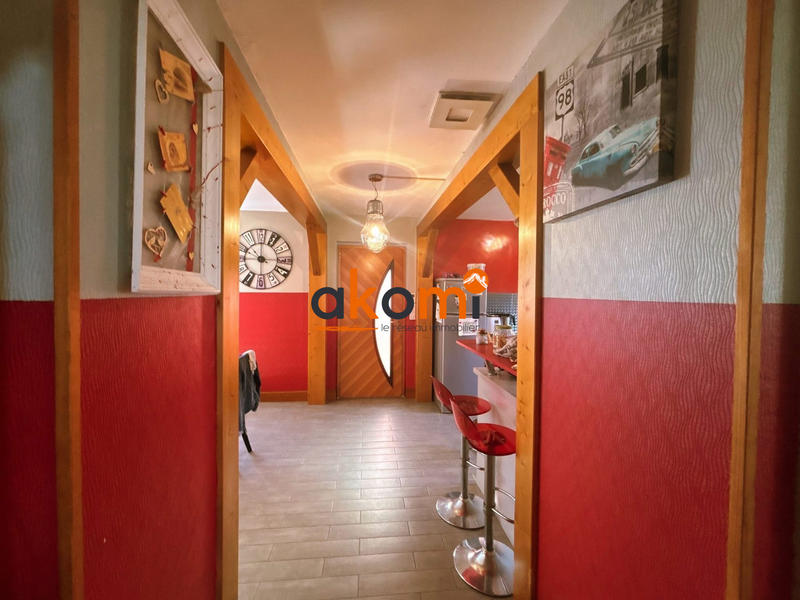 Maison - 140 m² - 5 pièces