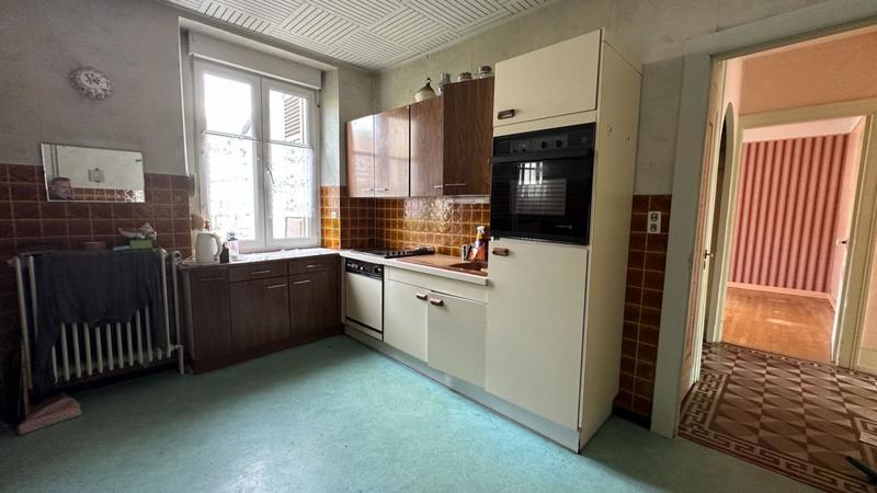 Maison - 190 m² - 9 pièces