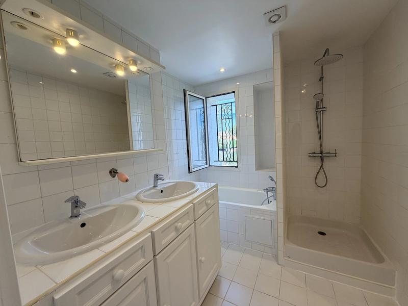 Appartement - 88 m² - 4 pièces