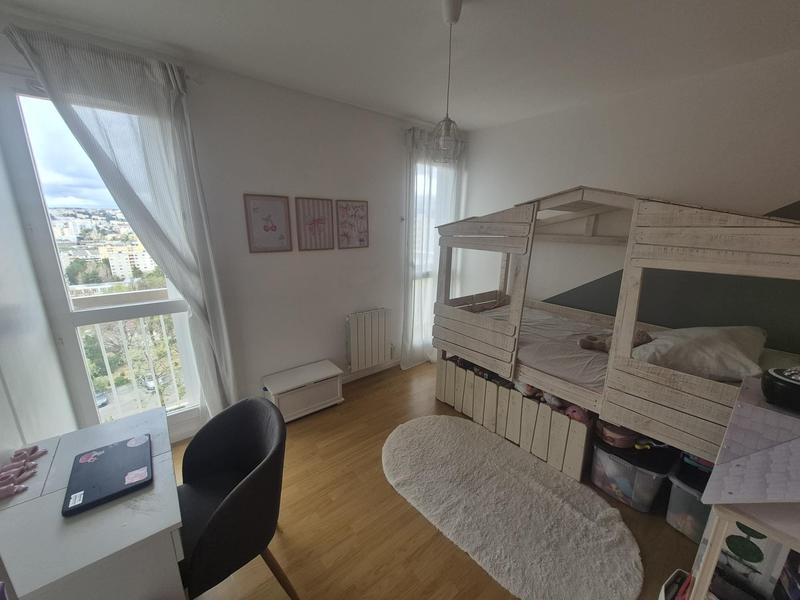 Appartement - 87 m² - 5 pièces
