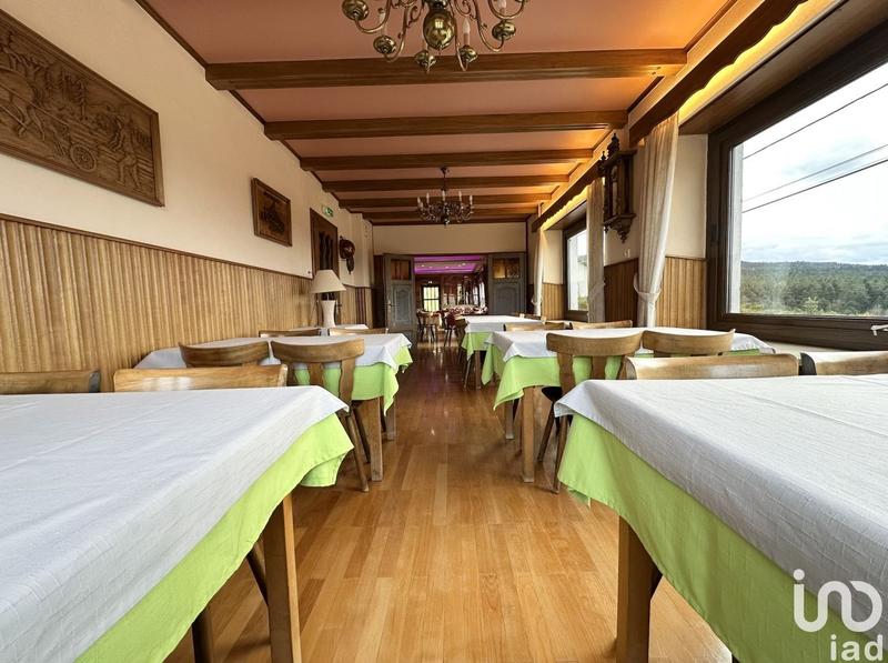 Local commercial - 759 m²