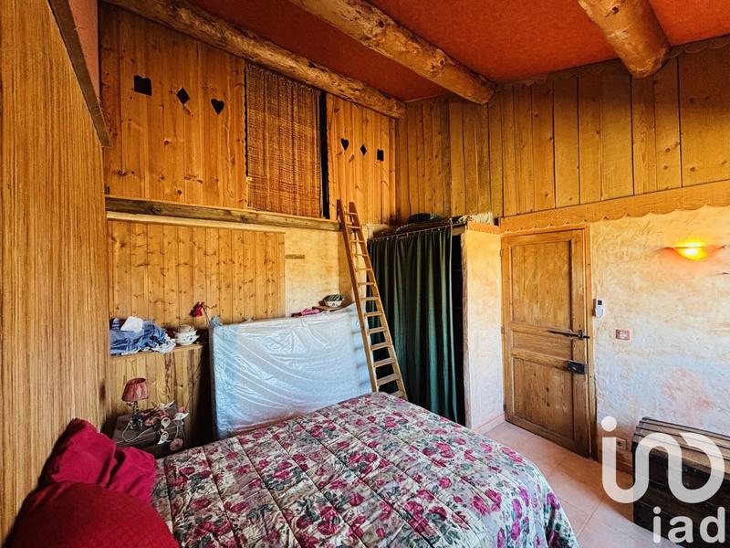 Maison - 232 m² - 8 pièces