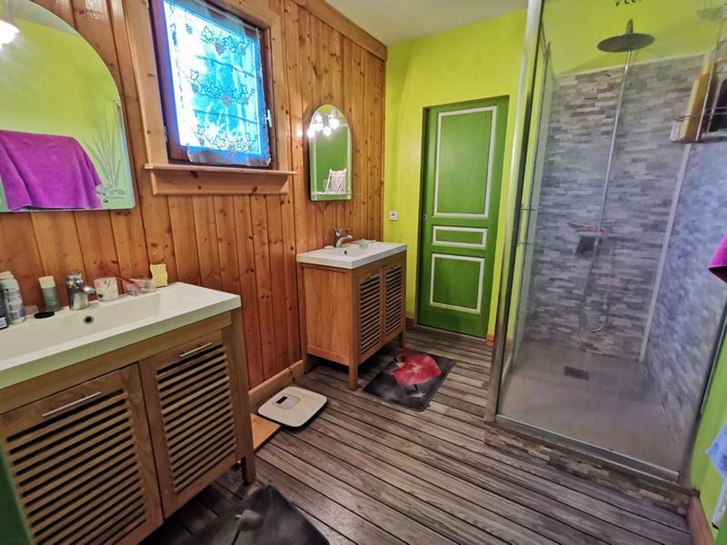 Maison - 107 m² - 7 pièces