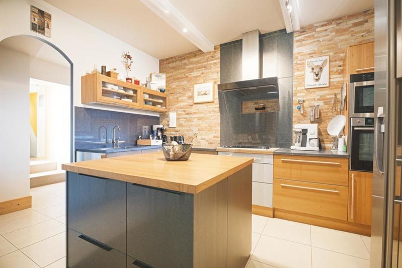 Villa - 180 m² - 7 pièces