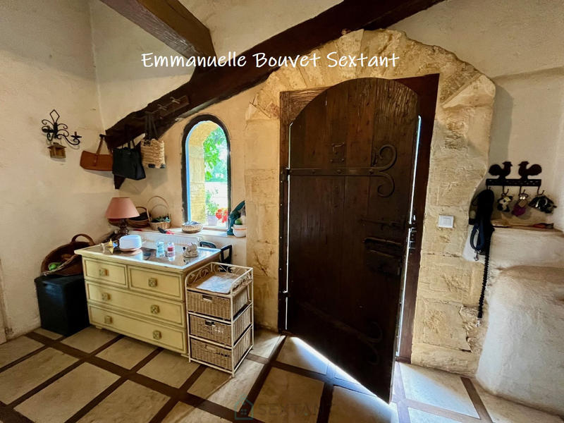 Maison - 240 m² - 7 pièces