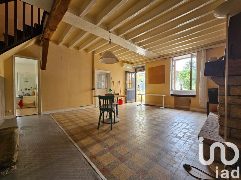 Maison de village - 360 m² - 8 pièces