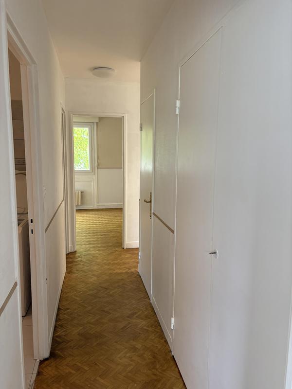 Appartement - 82 m² - 3 pièces