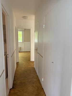 Appartement - 82 m² - 3 pièces