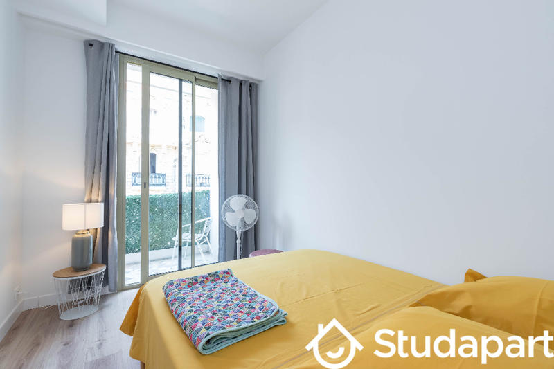 Chambre - 9 m² - 1 pièce