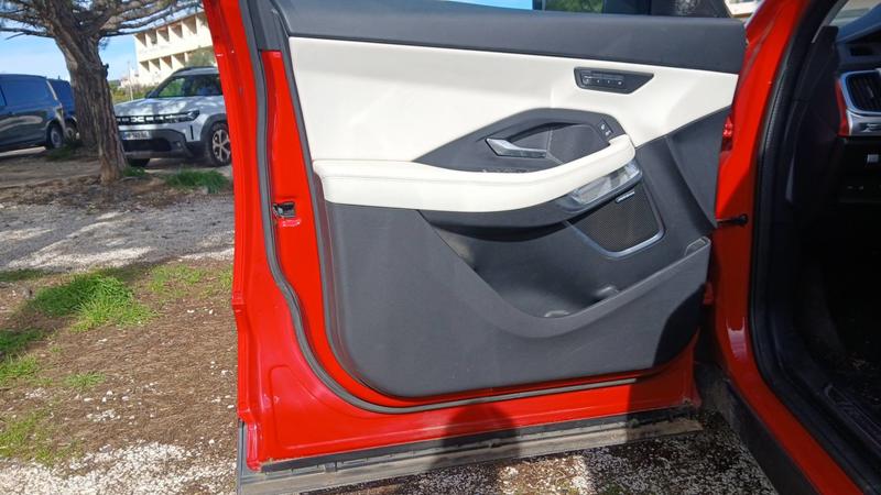 Jaguar E-Pace I 2.0 d 180 Awd Bva R-Dynamic se - Première main