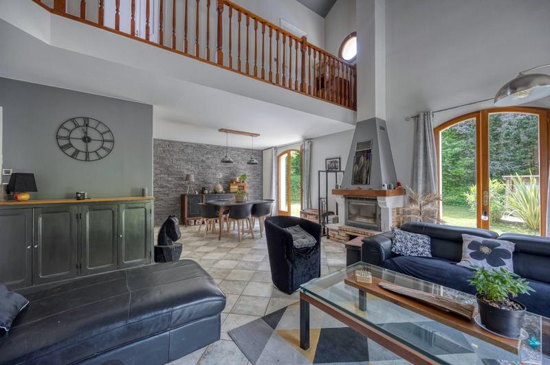 Maison - 154 m² - 7 pièces