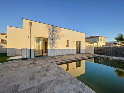 Villa - 99 m² - 4 pièces