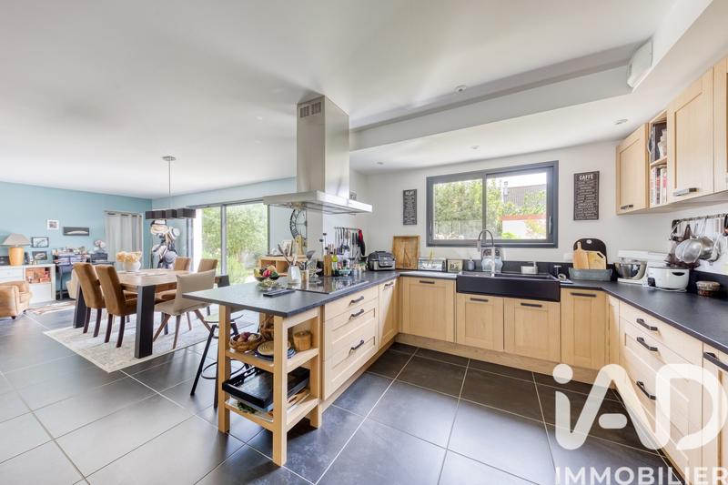 Maison - 166 m² - 6 pièces