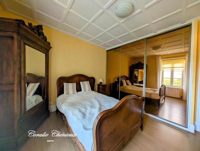 Maison de maîtres - 390 m² - 10 pièces