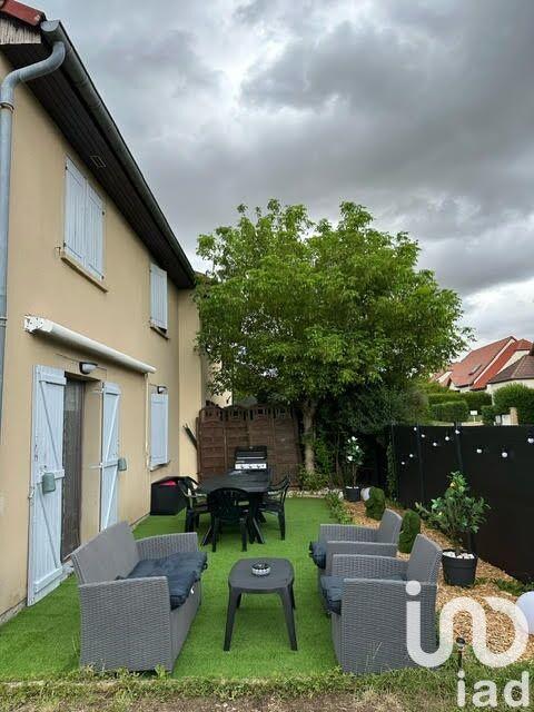 Maison - 94 m² - 4 pièces