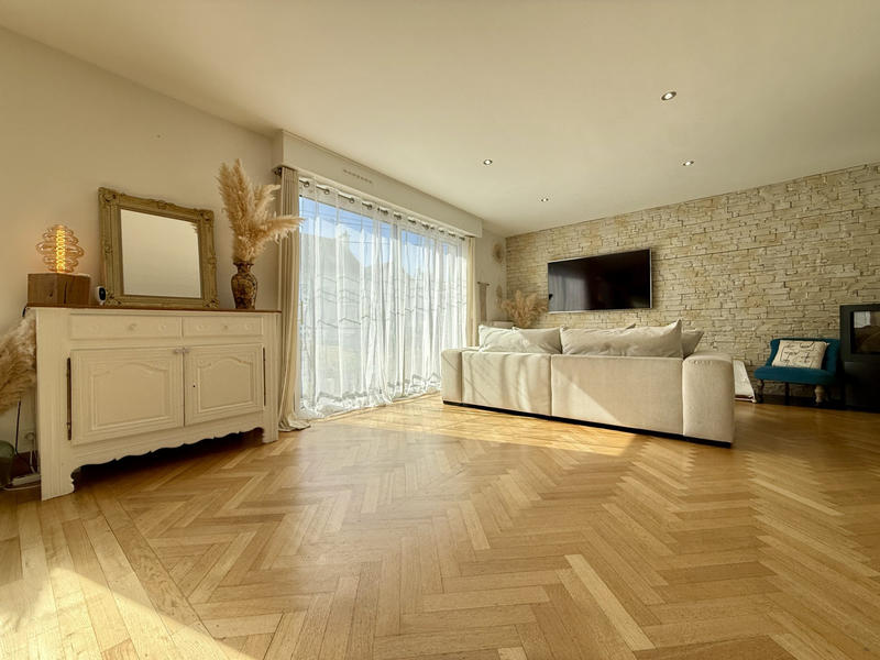 Maison - 125 m² - 5 pièces