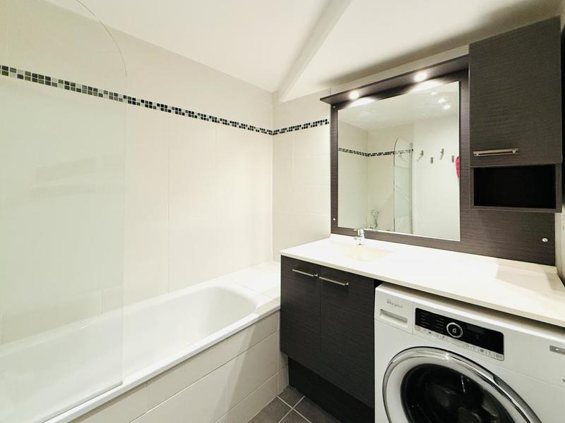 Appartement - 100 m² - 4 pièces