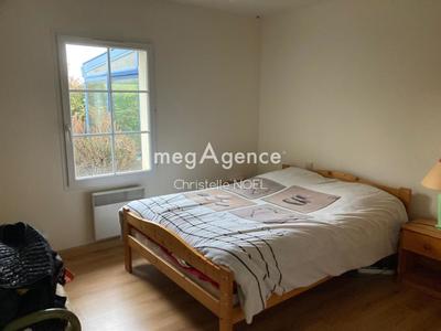 Maison - 93 m² - 4 pièces