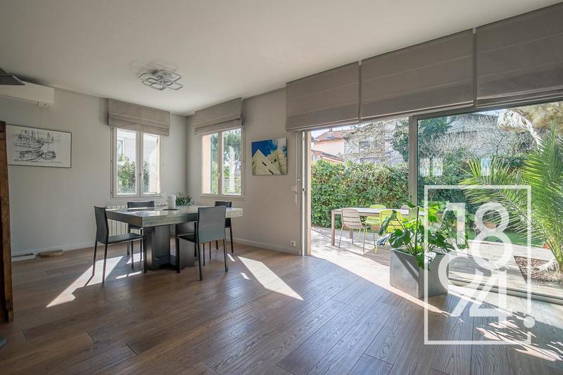 Appartement - 137 m² - 4 pièces