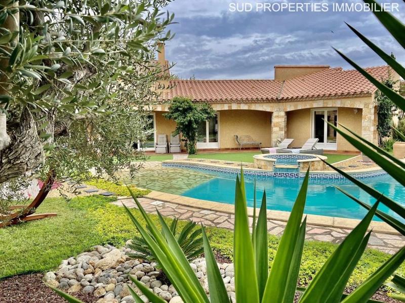 Villa - 297 m² - 7 pièces