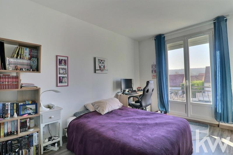 Appartement - 98 m² - 5 pièces