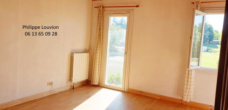 Maison - 201 m² - 9 pièces