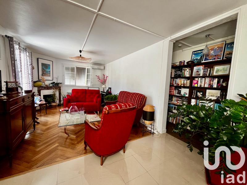 Maison - 180 m² - 8 pièces