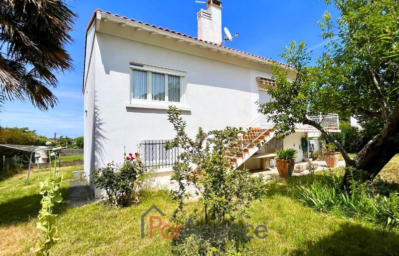 Maison - 137 m² - 5 pièces