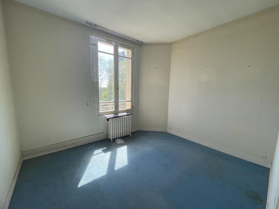 Maison - 92 m² - 5 pièces