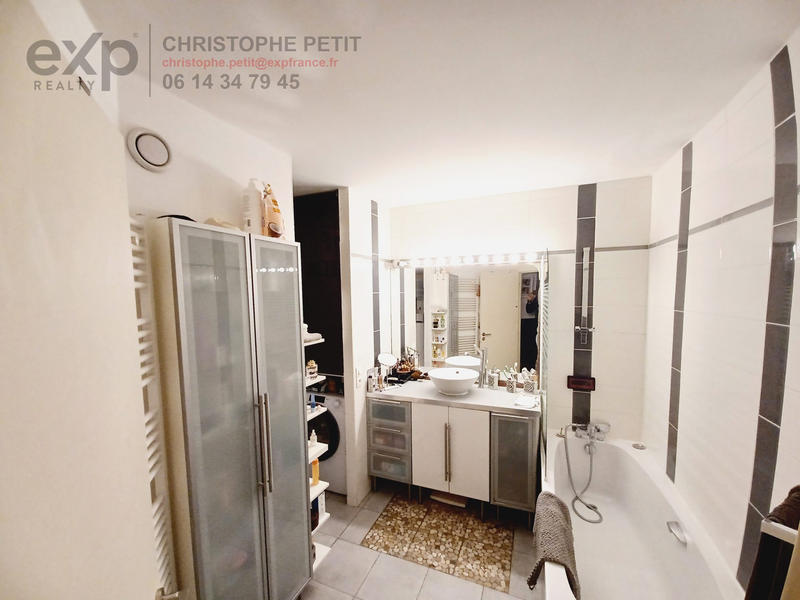 Appartement - 100 m² - 4 pièces