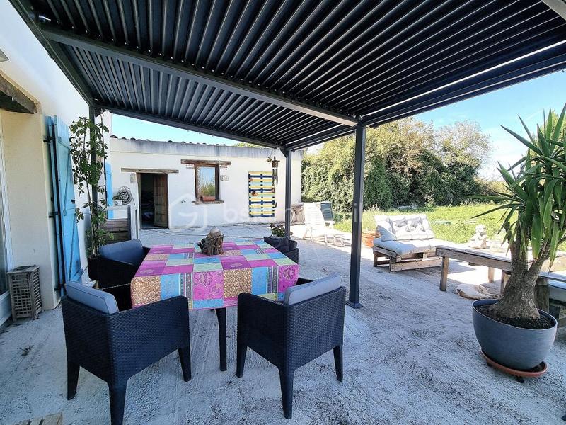 Corps de ferme - 215 m² - 5 pièces