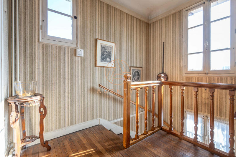 Maison - 162 m² - 7 pièces