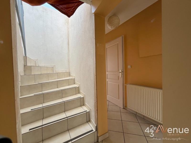 Appartement - 79 m² - 4 pièces