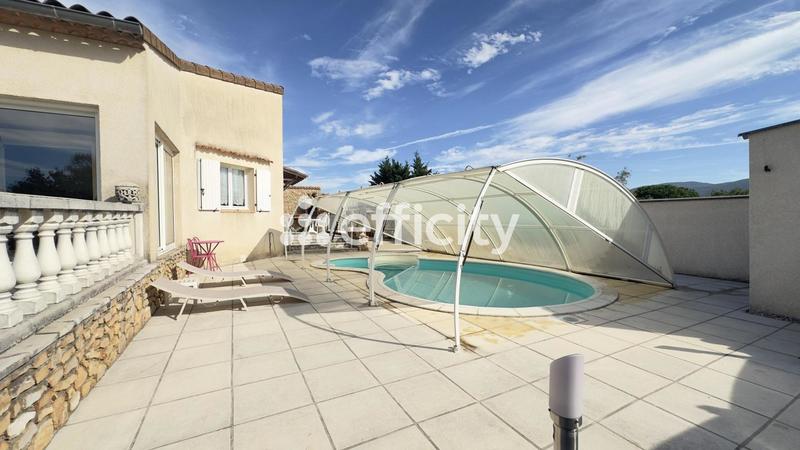 Villa - 157 m² - 5 pièces