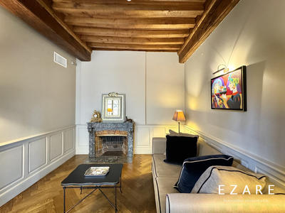 Maison - 380 m² - 11 pièces