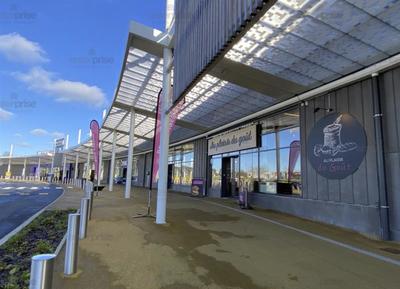 Local commercial - 1 370 m²