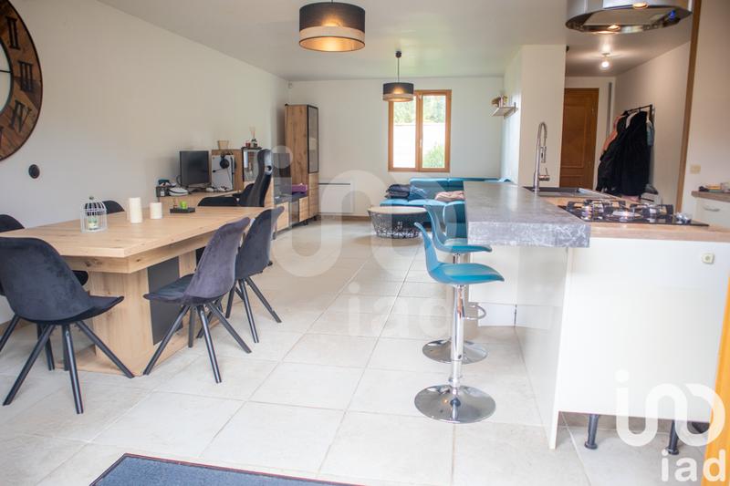 Maison - 98 m² - 5 pièces