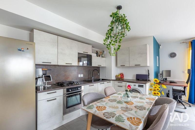 Appartement - 65 m² - 3 pièces