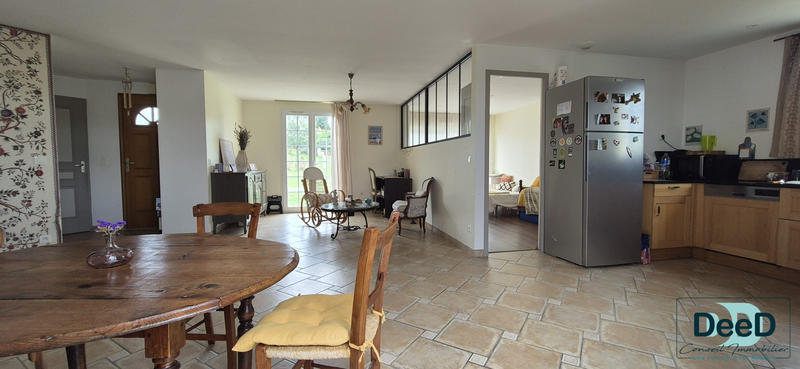 Maison contemporaine - 159 m² - 7 pièces