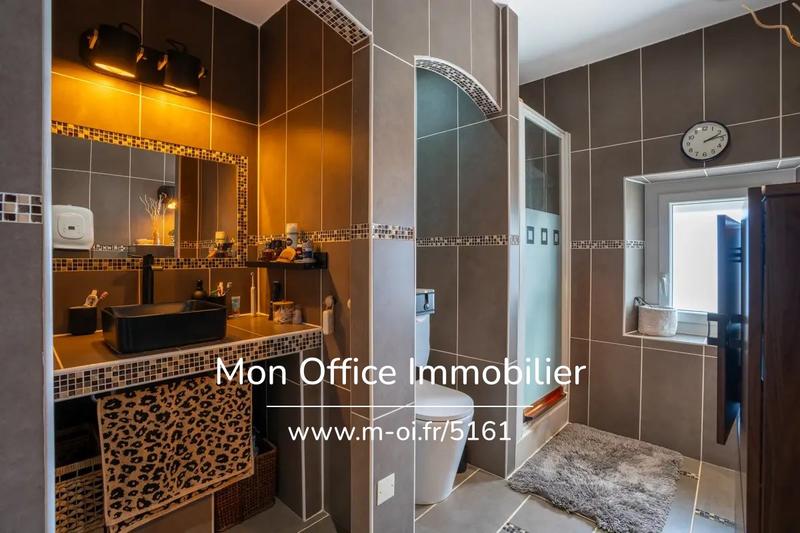 Maison - 144 m² - 5 pièces