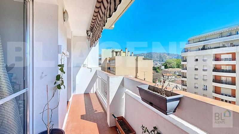 Appartement - 98 m² - 5 pièces