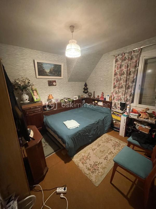 Maison traditionnelle - 98 m² - 5 pièces