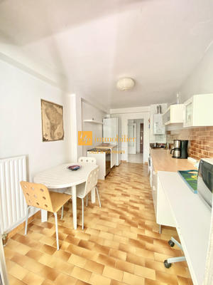 Appartement - 91 m² - 5 pièces