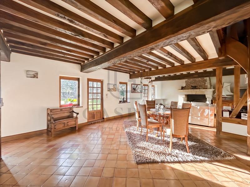 Maison - 165 m² - 6 pièces